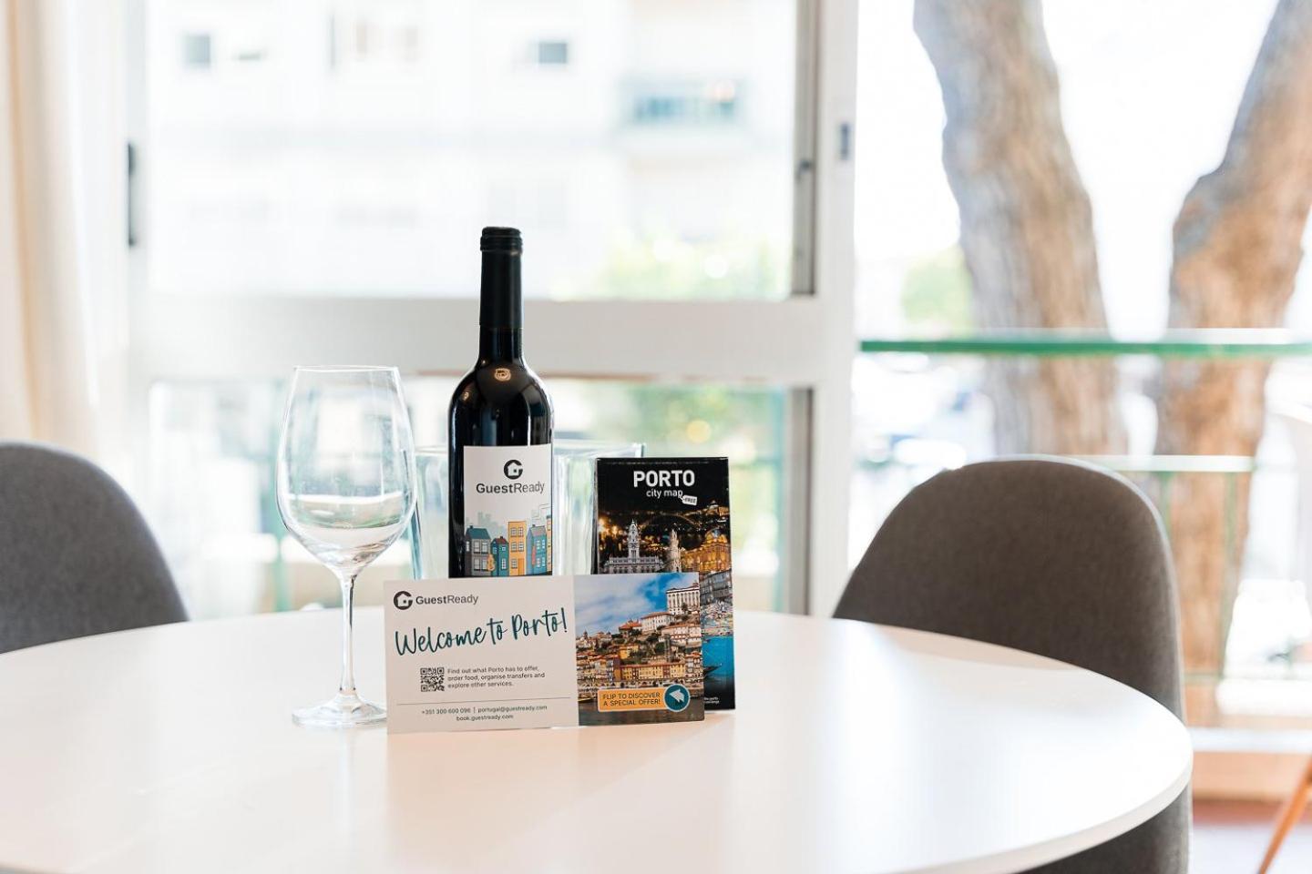 Guestready - Shades Of Blue With Balcony Apartment Порто Екстериор снимка