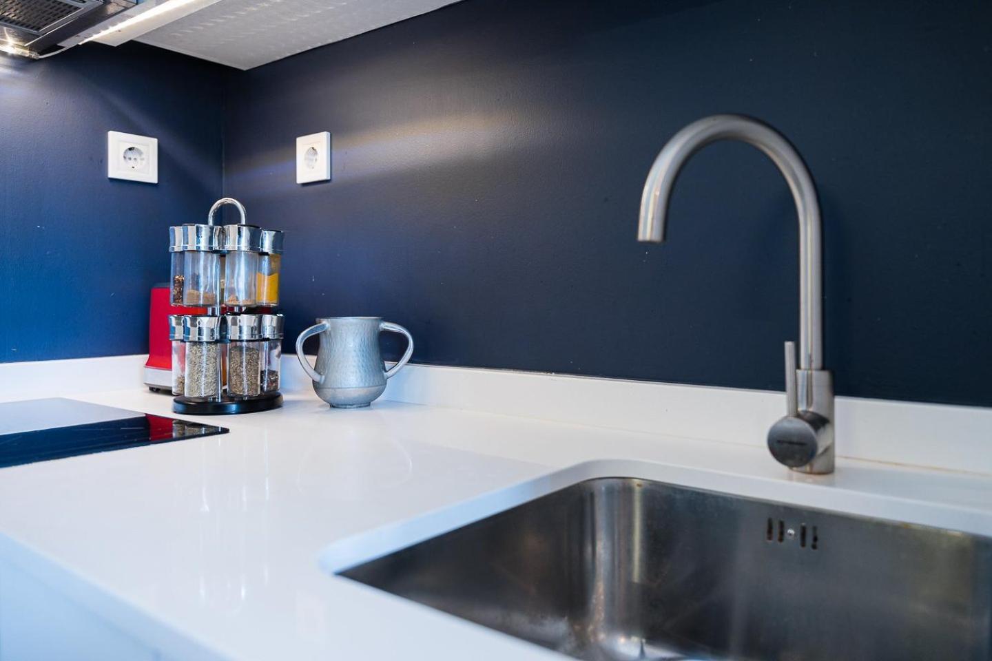 Guestready - Shades Of Blue With Balcony Apartment Порто Екстериор снимка