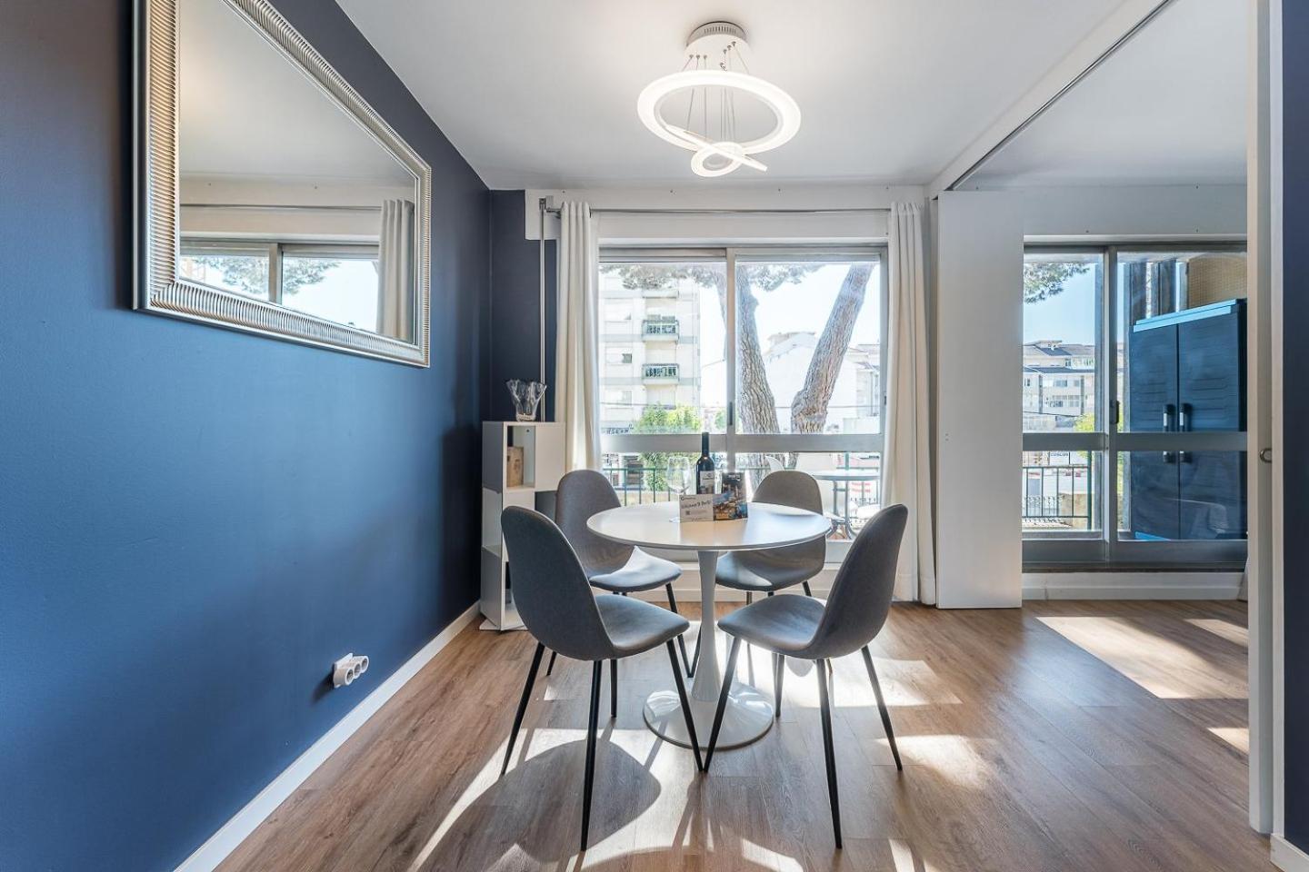 Guestready - Shades Of Blue With Balcony Apartment Порто Екстериор снимка